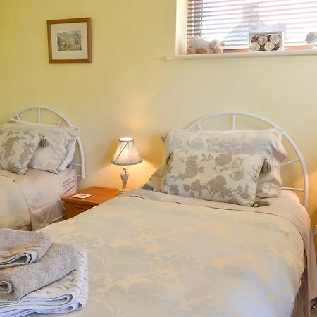 Horcum View - 27908 *